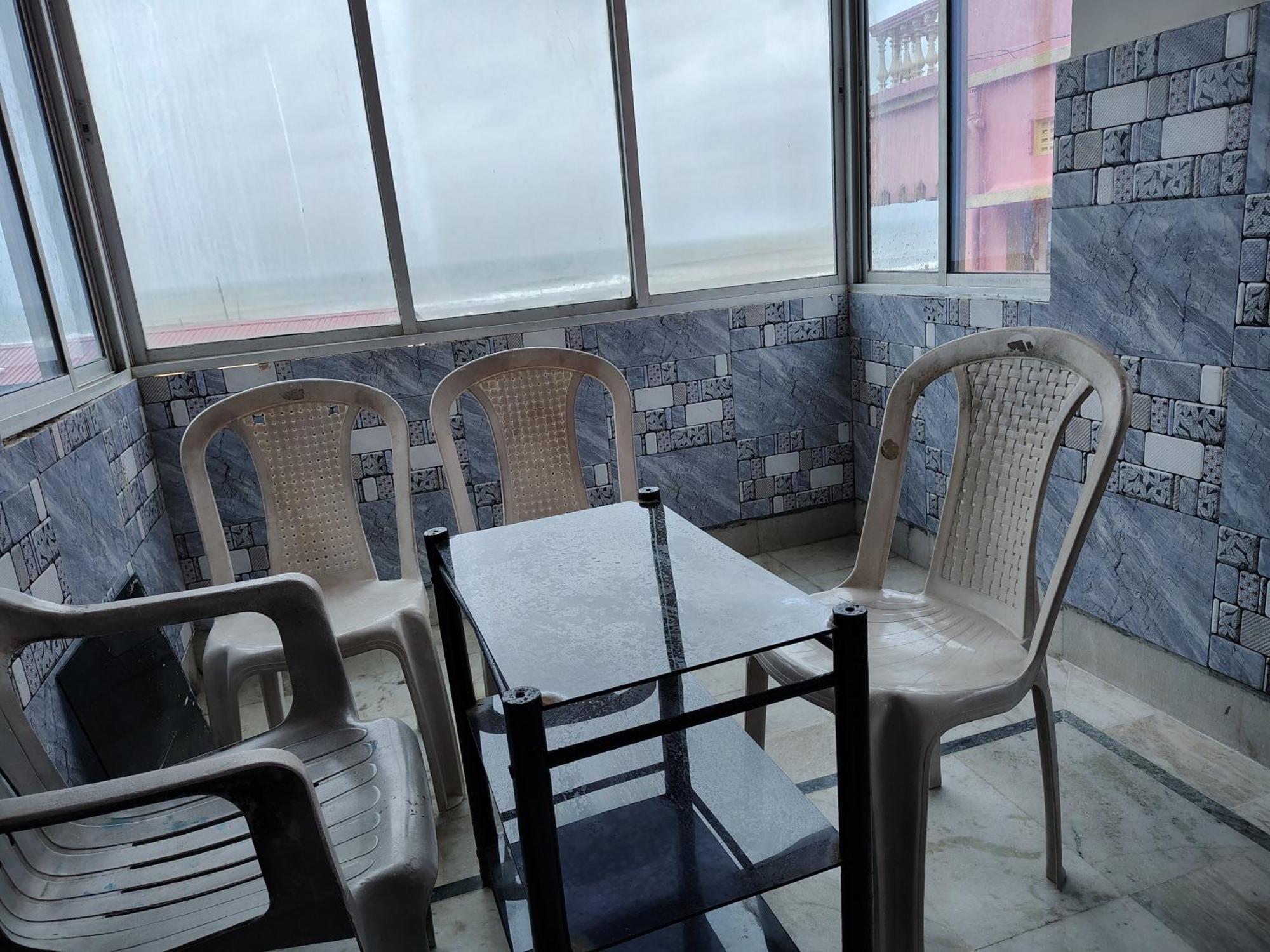 Nirman Beach Homestay Пурі Екстер'єр фото